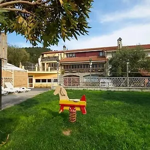 agriturismo-al-nido-degli-aironi.hotelitalianriviera.com/
